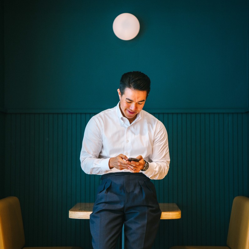 man holding black smartphone 1220757