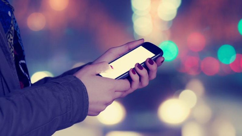 thinkstock mobile phone wireless 800xx2123 1194 0 111